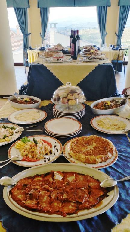 ריברה Hotel Miravalle מראה חיצוני תמונה