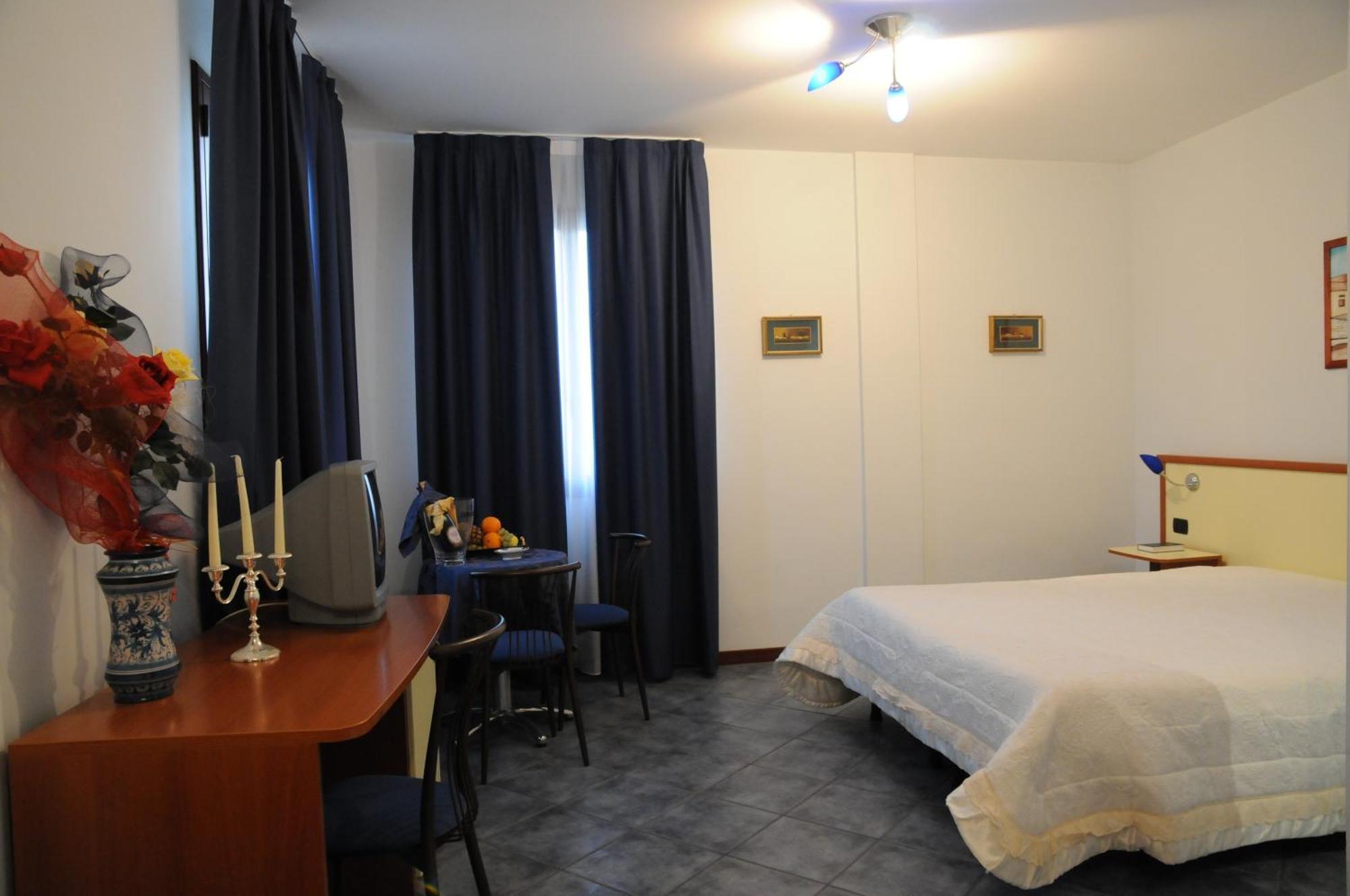 ריברה Hotel Miravalle מראה חיצוני תמונה