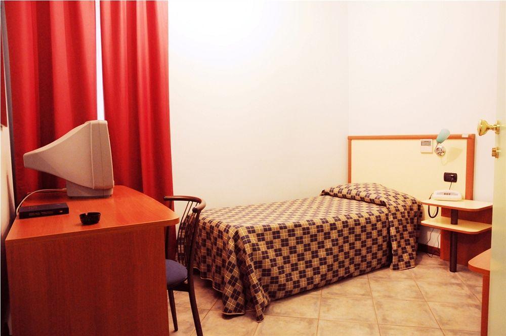 ריברה Hotel Miravalle מראה חיצוני תמונה